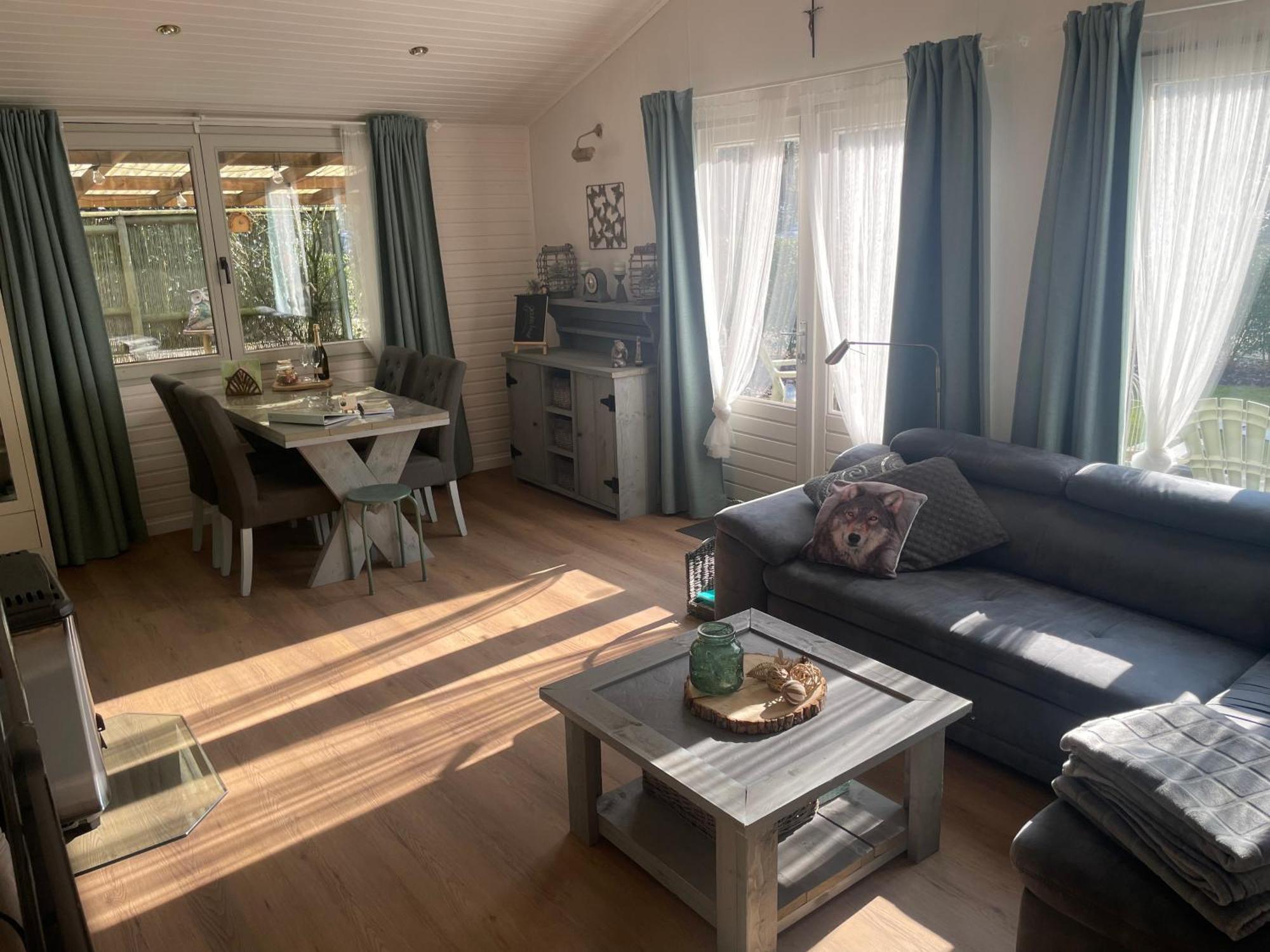 זוטנדאל Chalet Sint-Hubertus מראה חיצוני תמונה