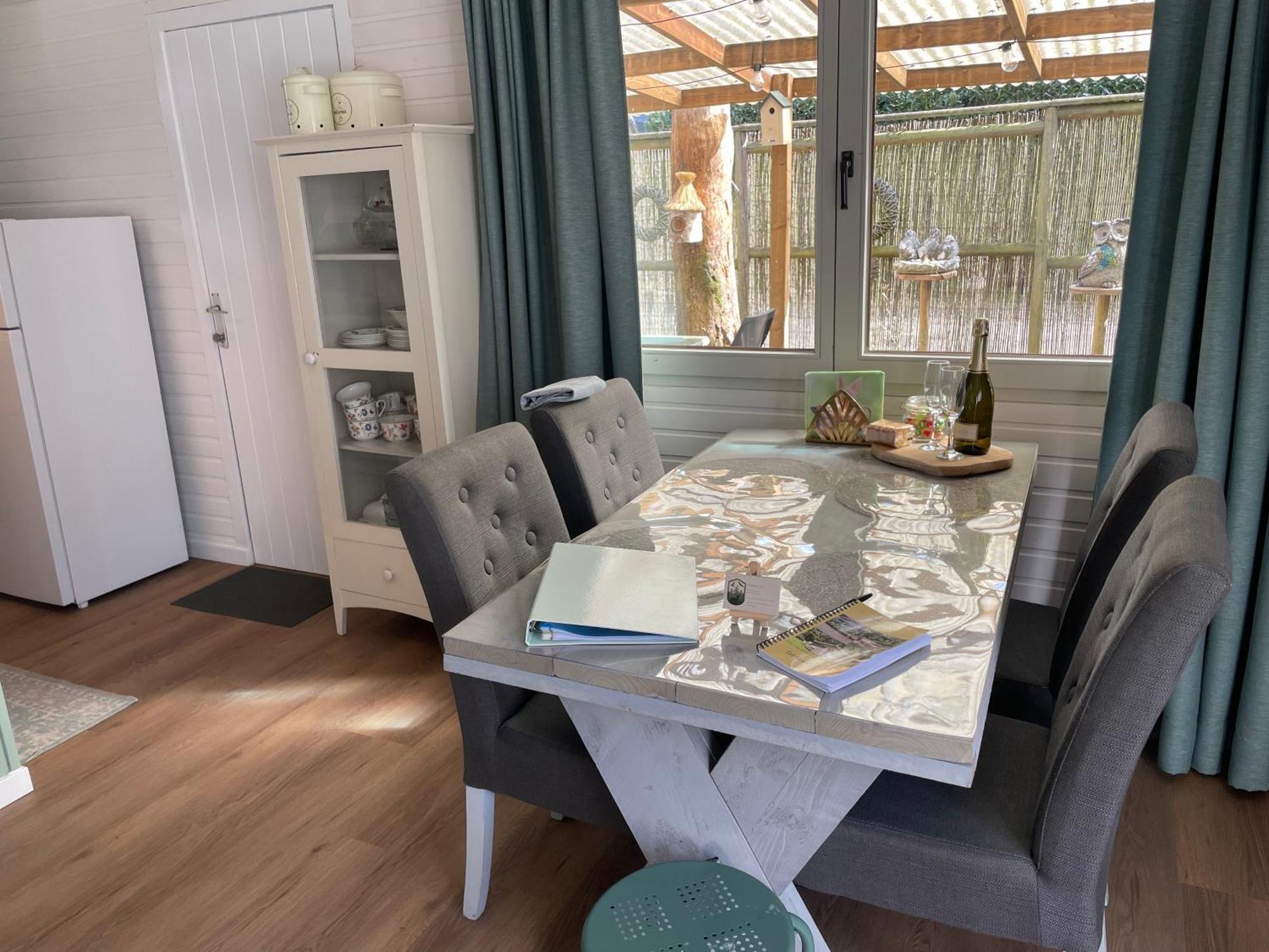 זוטנדאל Chalet Sint-Hubertus מראה חיצוני תמונה